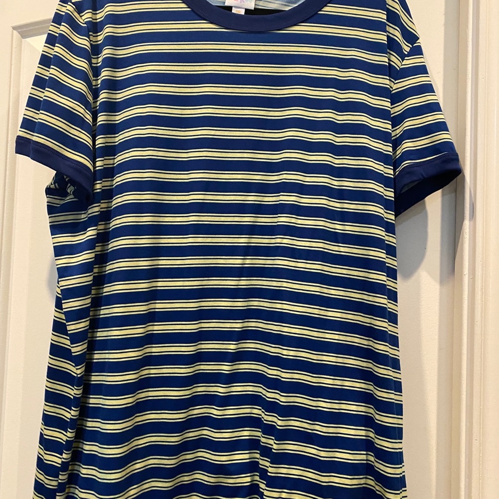Women’s LuLaRoe Liv Short Sleeve Shirt Royal Blue Yellow Striped Size 3X EUC T1